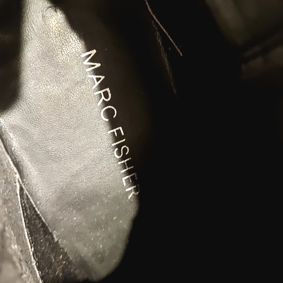 🌴NEW Women's Marc Fisher Snakeskin Ankle Boots - Picture 8 of 8